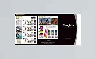 ナイトアイズ商品の仕上がりA4三つ折りパンフレット表全面大