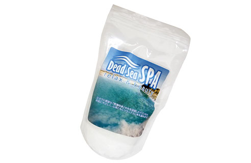 死海の塩入浴剤Lのパッケージ大